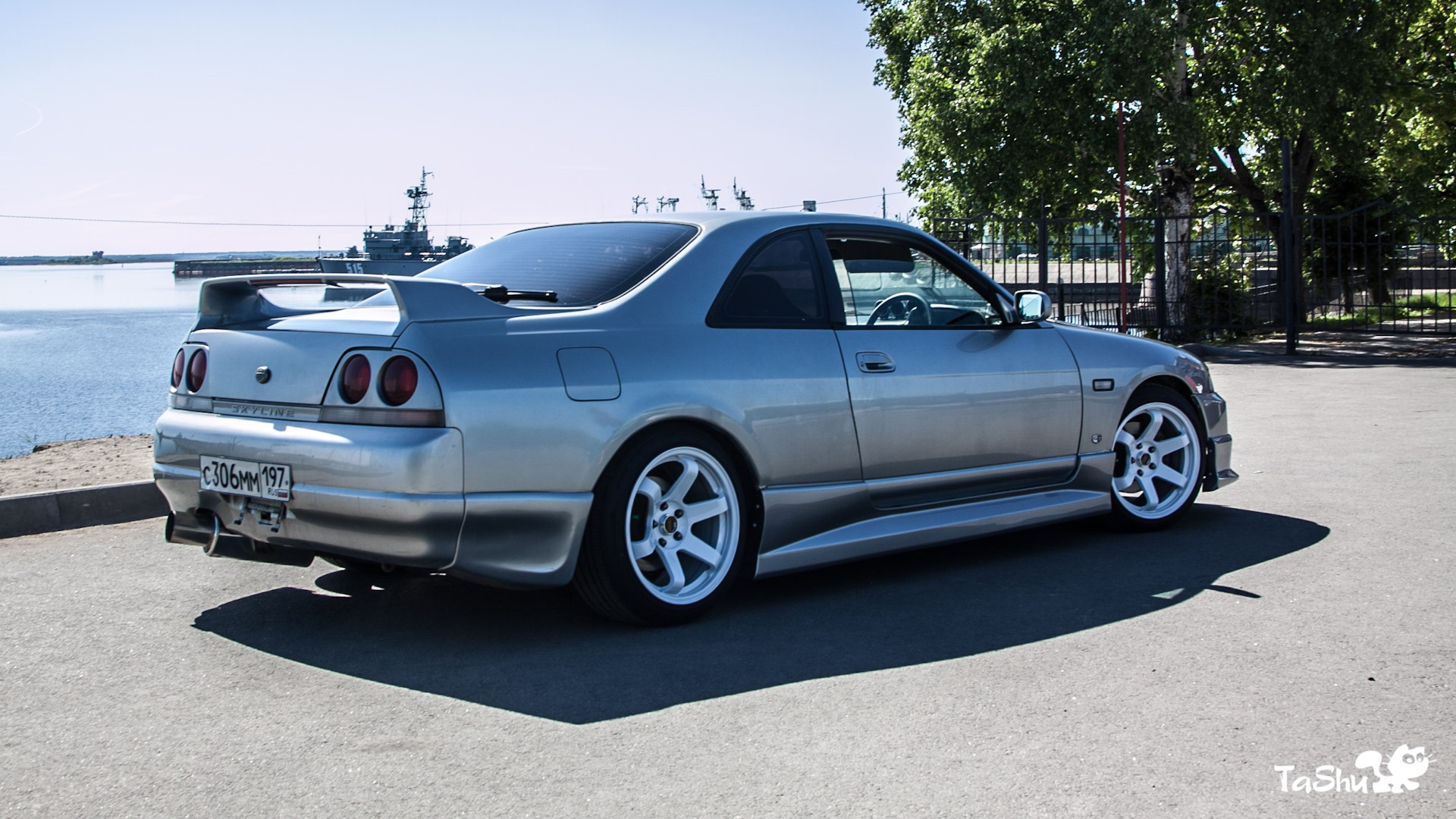 Nissan Skyline (R33 Series 2) 2.5 бензиновый 1996 | <<серая жопка>> на  DRIVE2