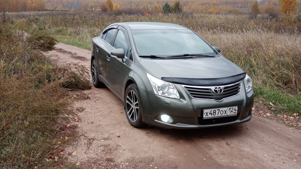 b2799 toyota avensis