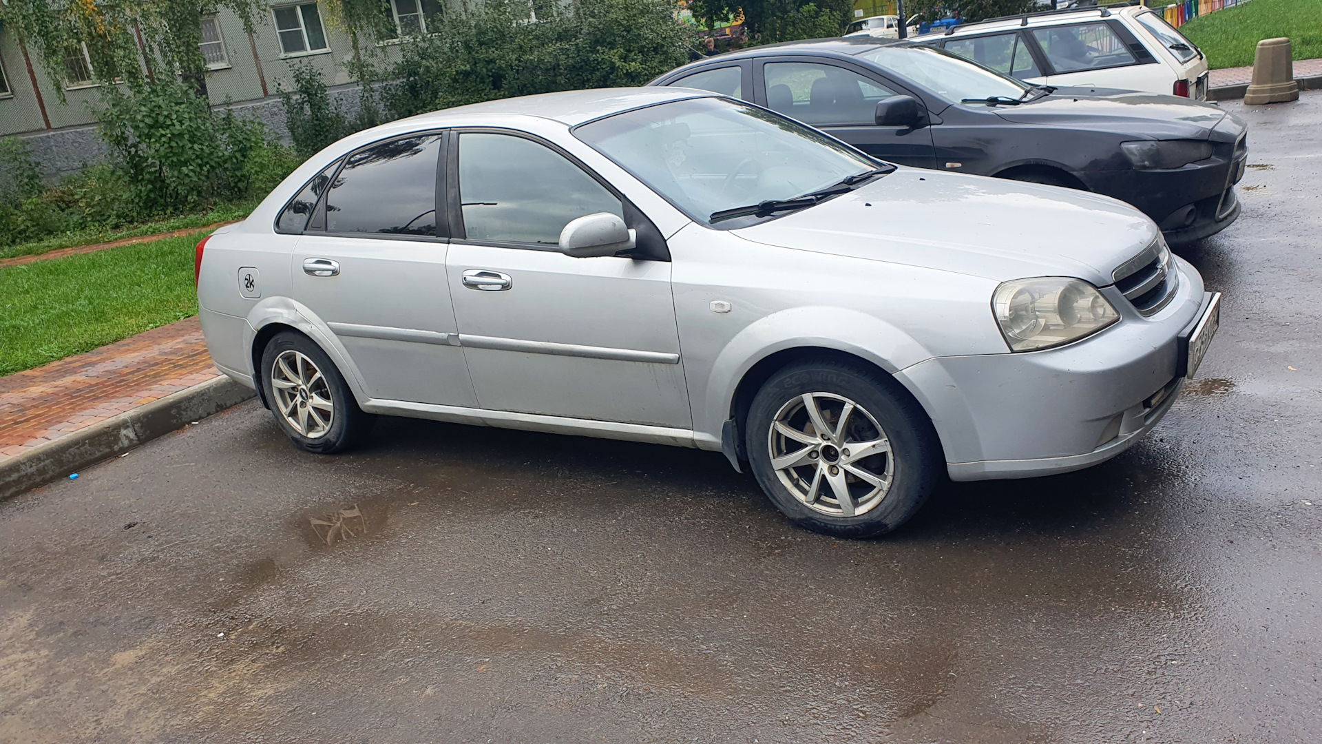 Chevrolet Lacetti седан 2008 года клиренс