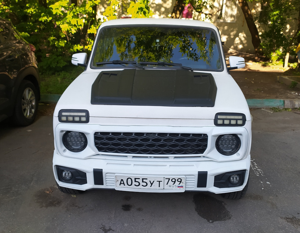 Зеркала в стиле АМГ на ниву😎 — Lada 4x4 3D, 1,7 л, 2014 года | стайлинг ...