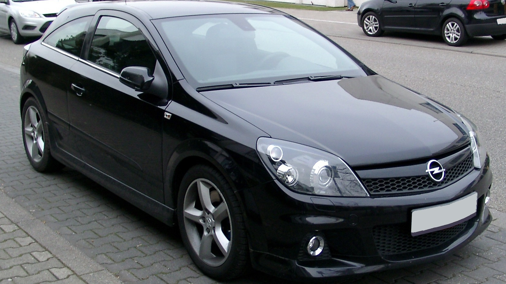 Opel GTC H