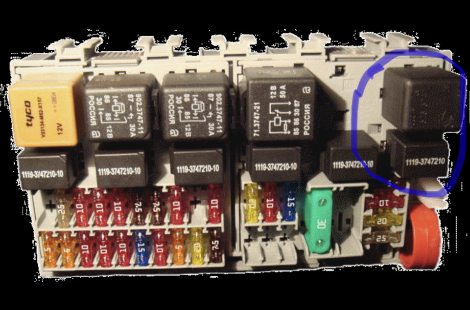 Решение проблемы с взмахом дворников при включении зажигания — Lada ...