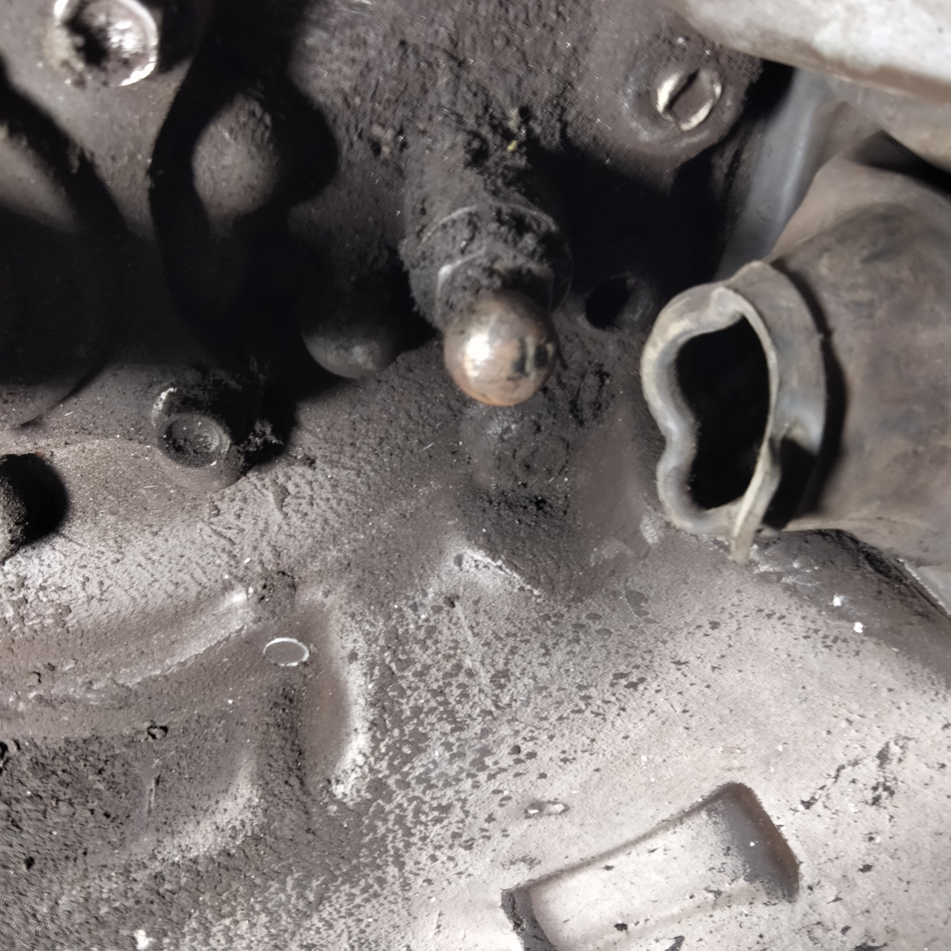 Всем у кого тугая педаль сцепления, двигатель 1,6. — Mitsubishi Lancer ...