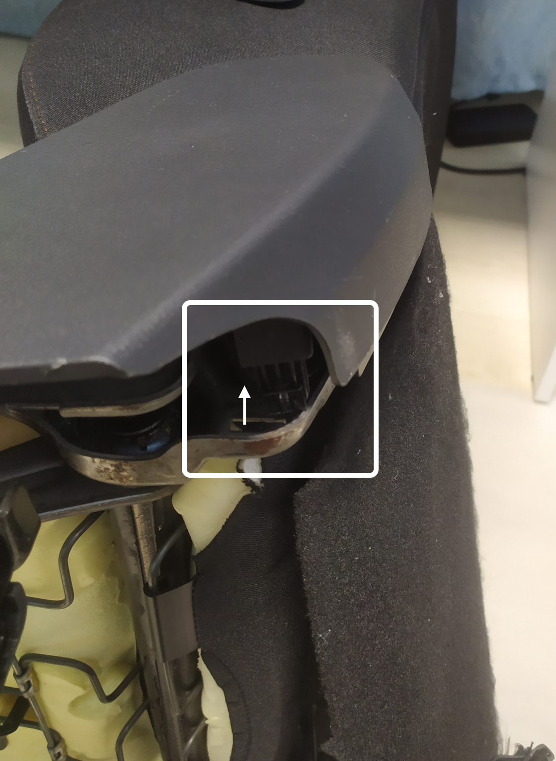 Лада Веста — Ремонт подогрева сидений — Lada Vesta (1G), 1,6 л, 2016 ...