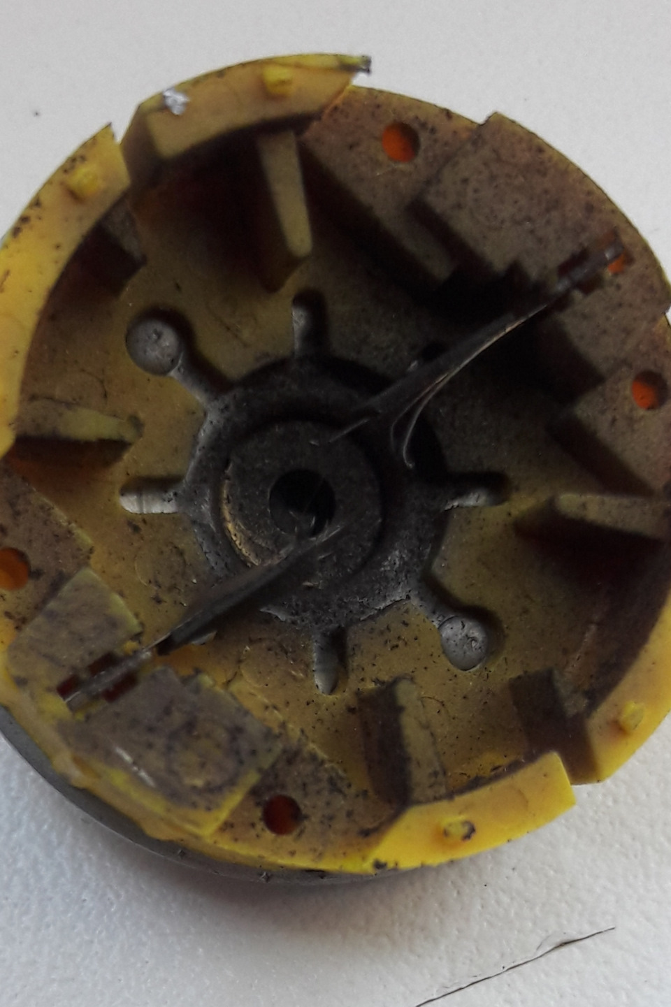 Замена моторчика заслонки регулятора потока тепло/холодно(актуатор) RF ...