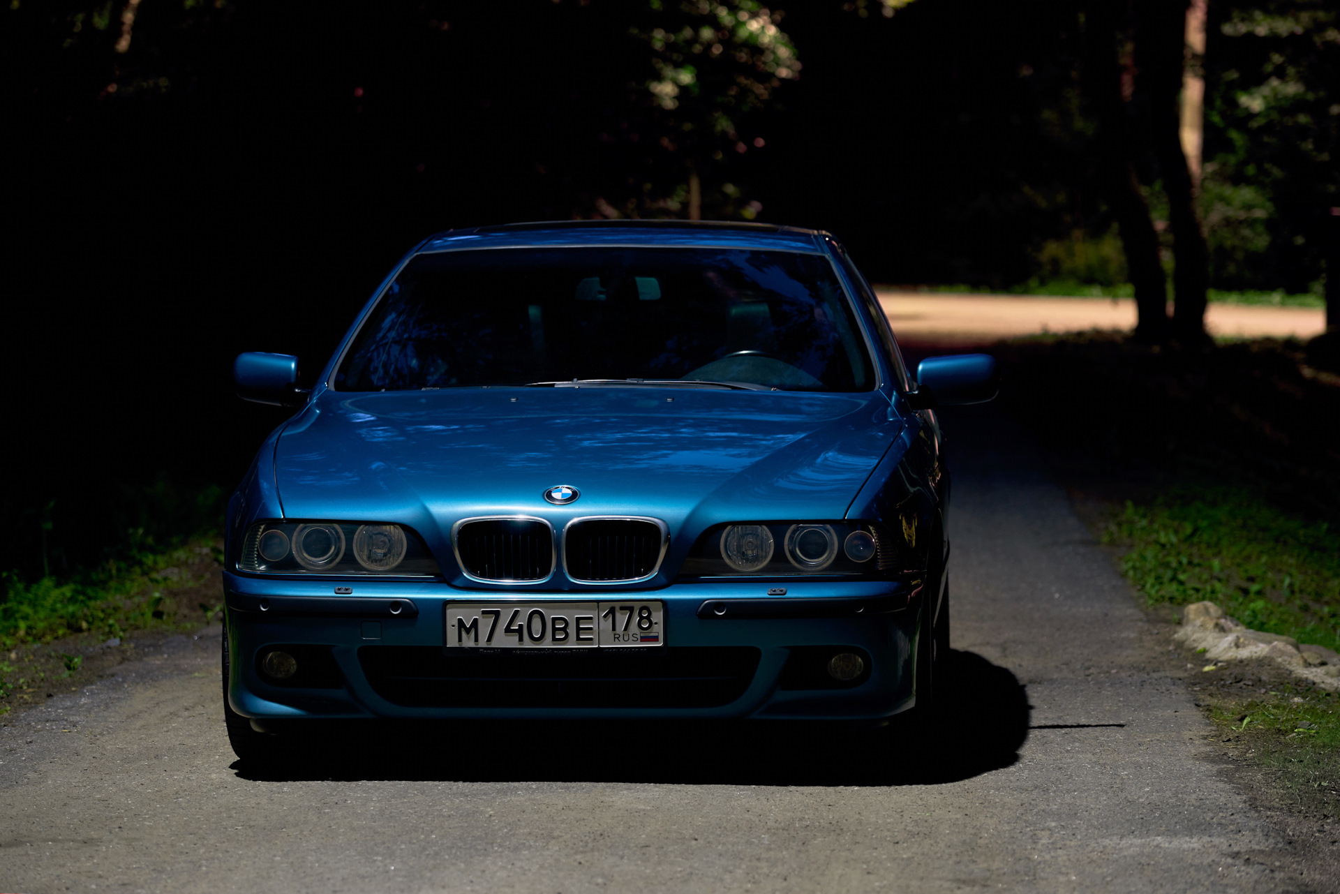 Bmw 3 series f30 седан. Bmw x1 e84. Bmw 5 e65. Сколько лет бмв. Bmw m4 sport edition.