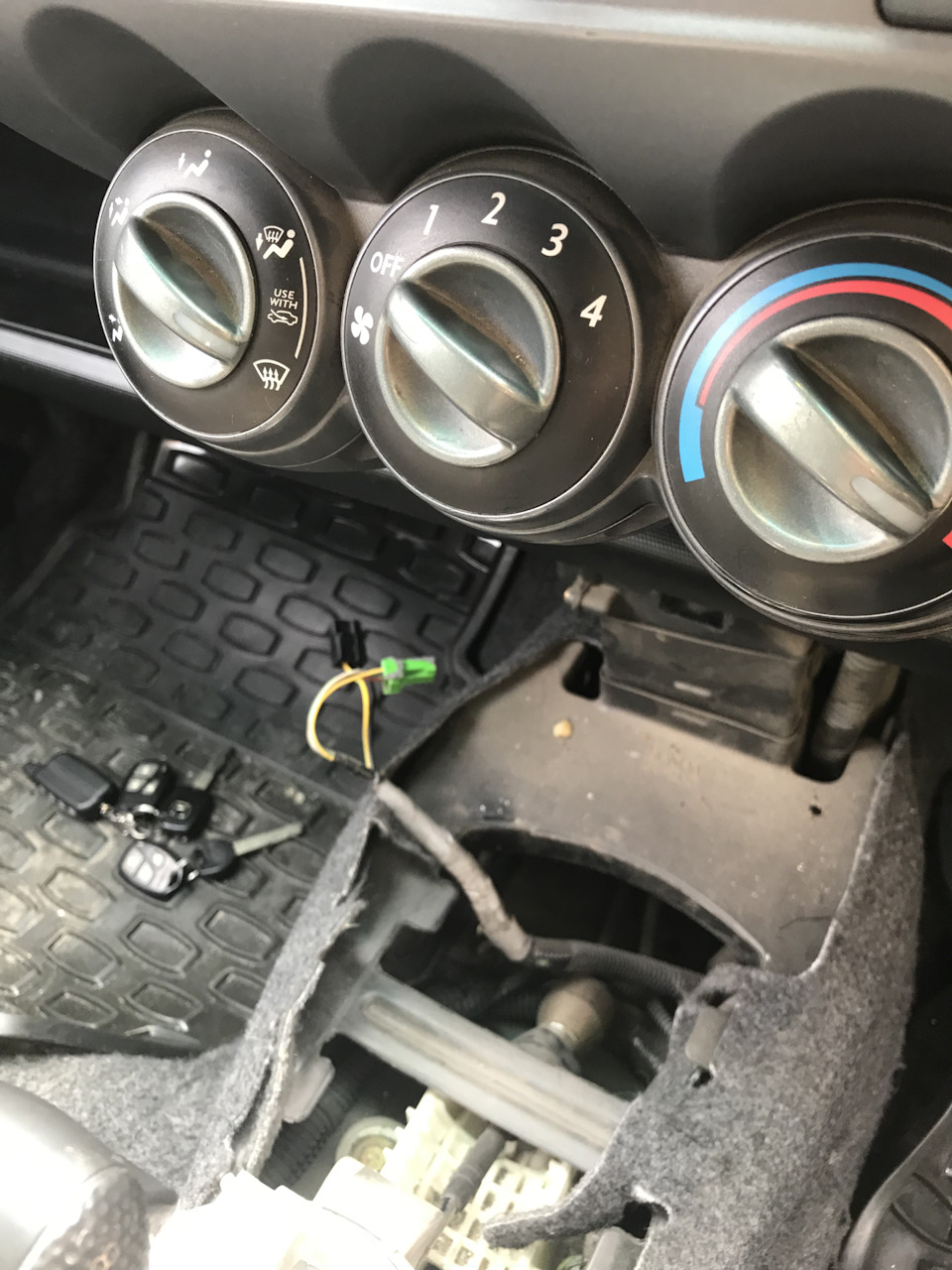 Круиз-контроль — Ford Focus III Sedan, 1,6 л, 2011 года | своими руками ...