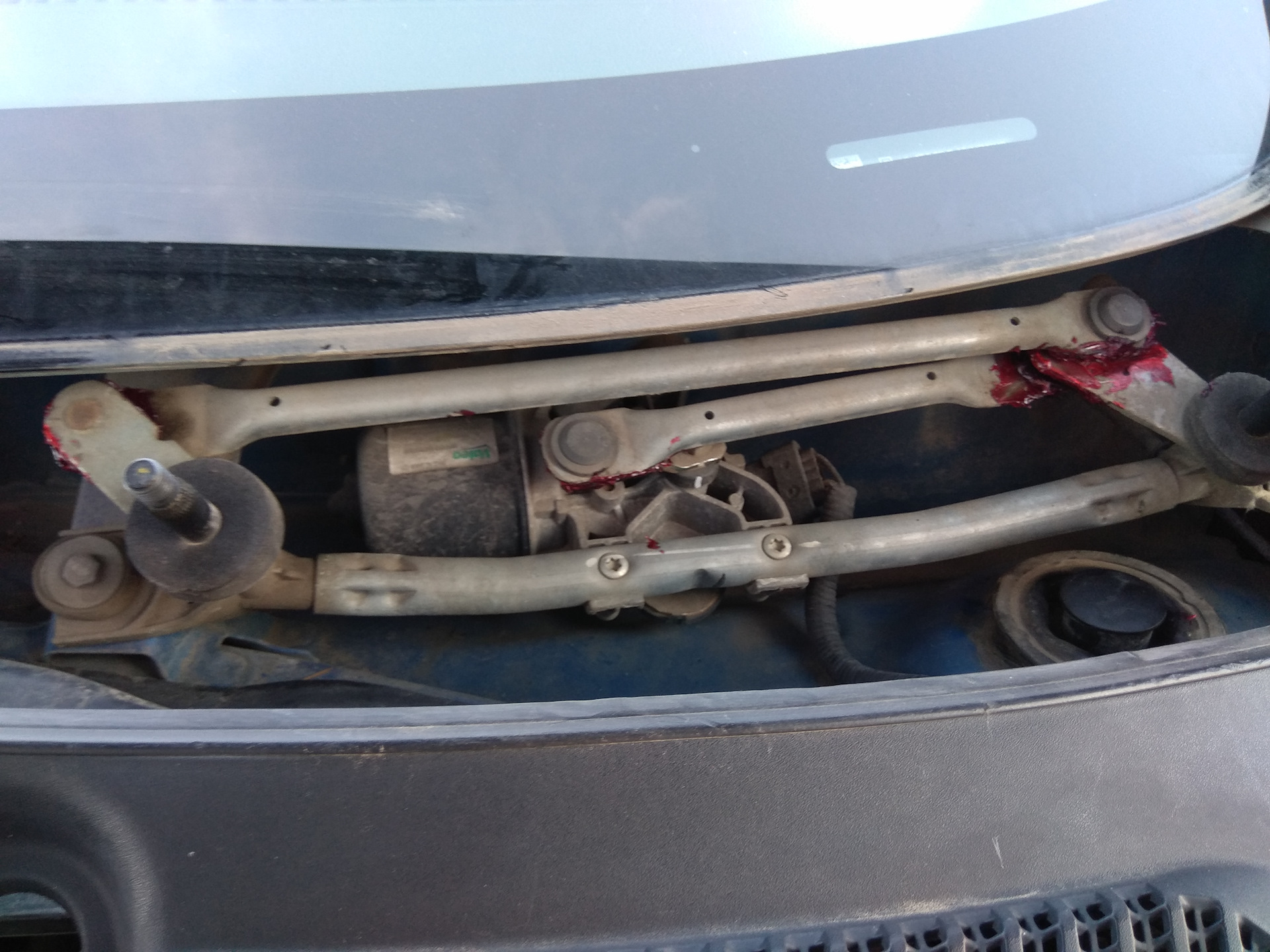 Замена передних амортизаторов — Chevrolet Aveo Sedan (2G), 1,6 л, 2012 ...