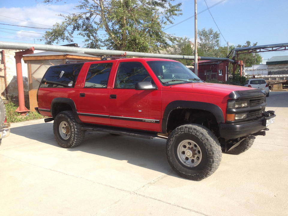 Chevrolet Suburban 9g