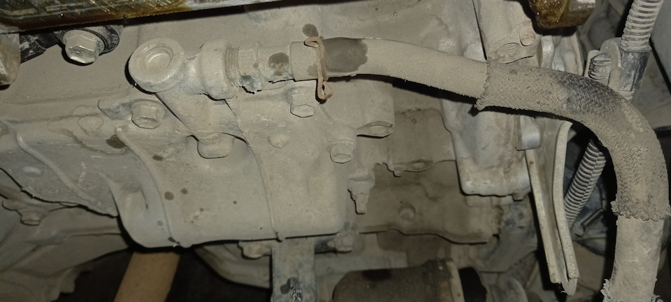 Чистка клапана вентиляции картера (pcv) — Toyota Venza (1G), 2,7 л ...