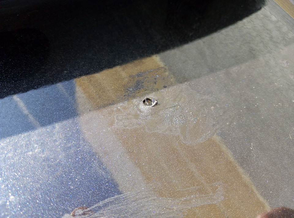 Кое где подкрасил грунтом, а сверху краской в 2 слоя. — Hyundai Accent (2G)