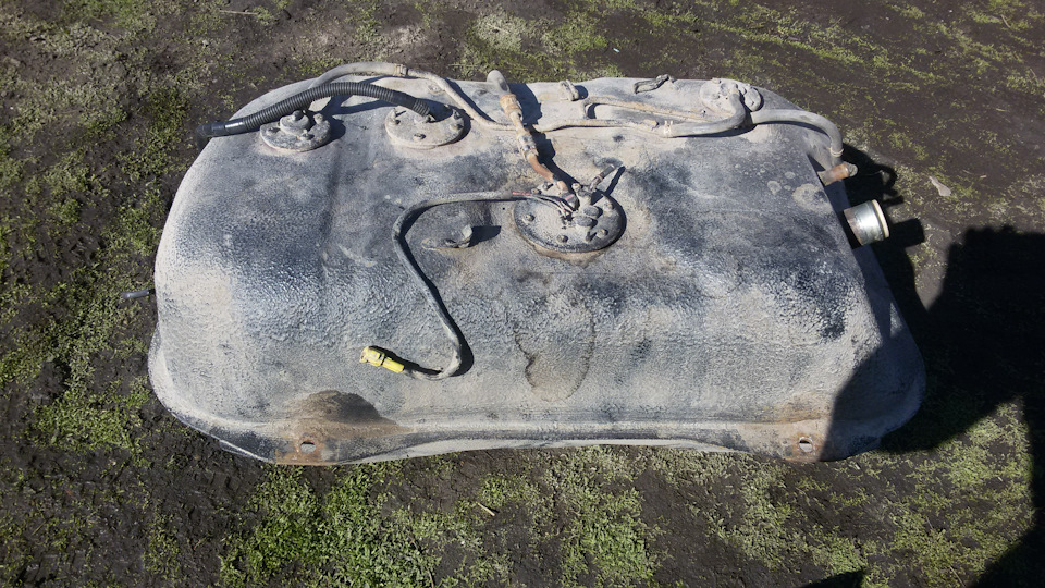 Моем сеточку топливного насоса и сам бак — Suzuki Escudo (1G), 2 л ...