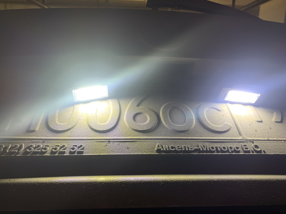 Подсветка номера Е70 — BMW X5 (E70), 3 л, 2007 года | своими руками ...