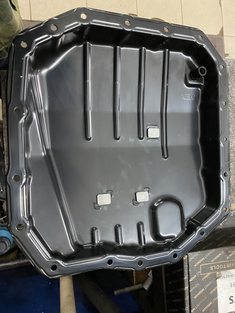 Фото в бортжурнале Toyota RAV4 (IV)