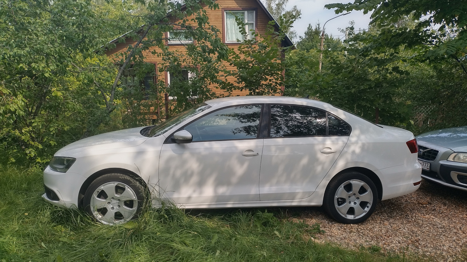 Volkswagen Jetta VI 1.4 бензиновый 2012 | Белый тигр на DRIVE2