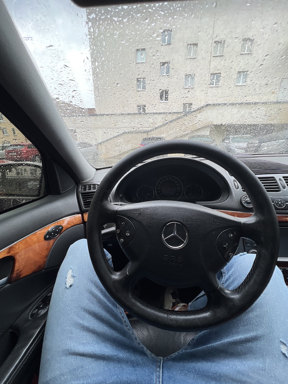 Падает в аварию после 90км/ч — Mercedes-Benz E-class (W211), 2,7 л, 2004  года | поломка | DRIVE2