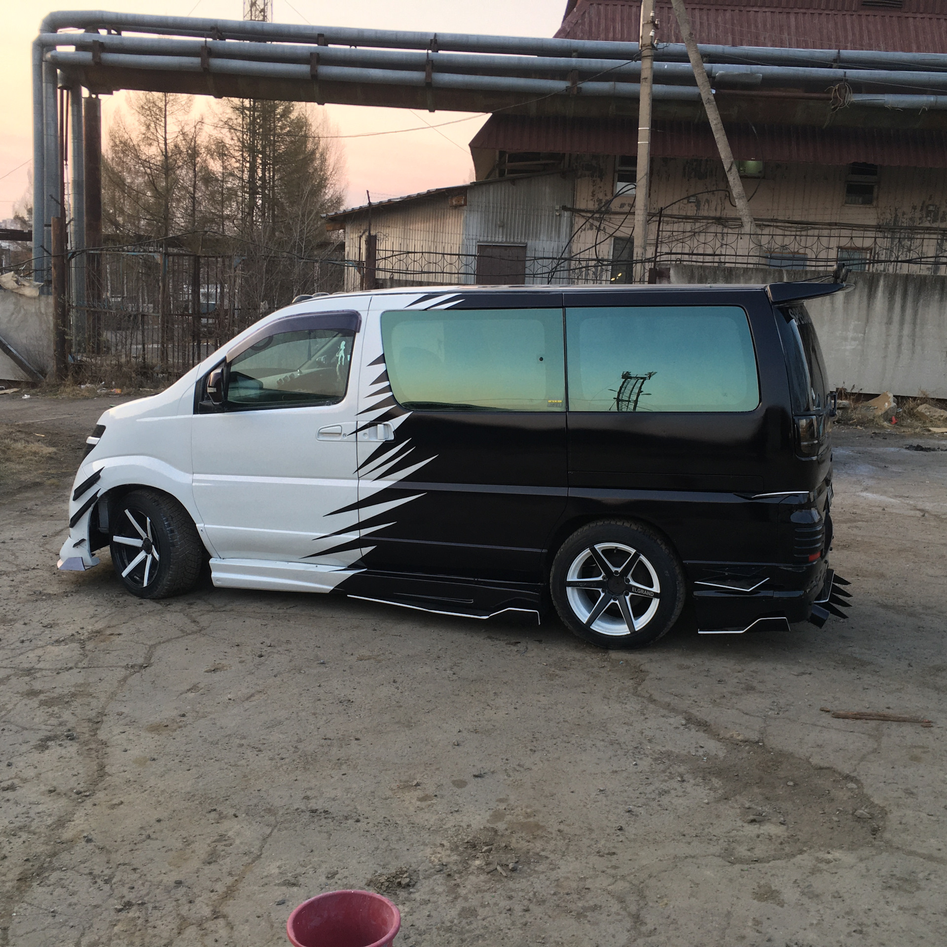 Ниссан Эльгранд 51 Tuning