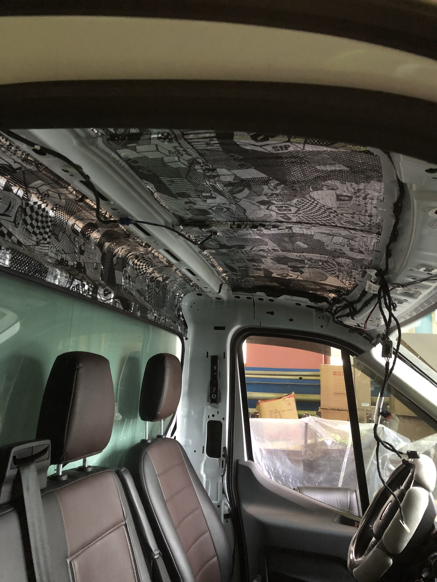 Как снять потолок форд транзит Шумоизоляция кабины ! - Ford Transit (8G), 2,2 л, 2017 года своими руками DRIVE2