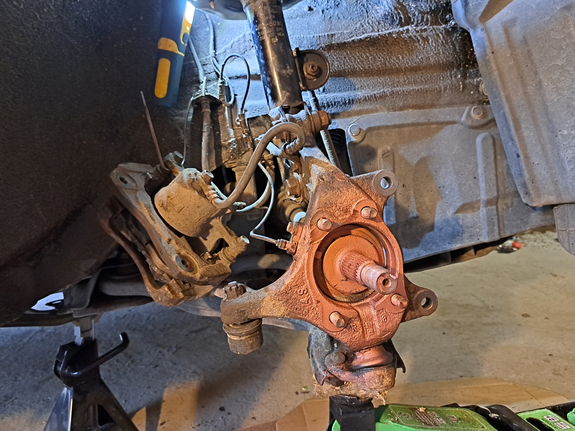 ТО. Масло ДВС, фильтра, ступица, опорные подшипники — Toyota RAV4 (III ...