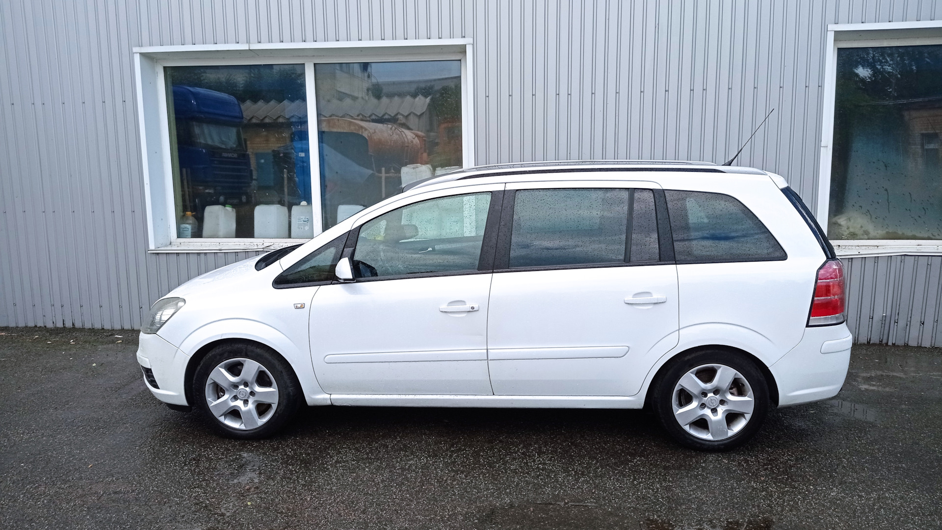 Opel Zafira B 1.9 дизельный 2006 | 1.9 Cdti на DRIVE2