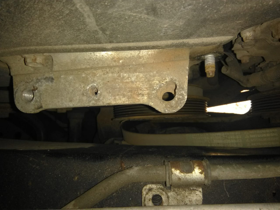 Фото в бортжурнале Toyota Highlander (XU20)