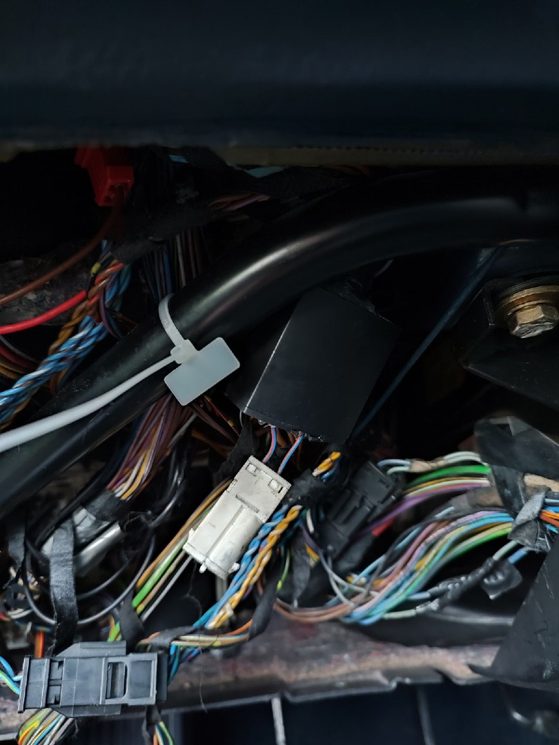 Фото в бортжурнале BMW 5 series (E34)