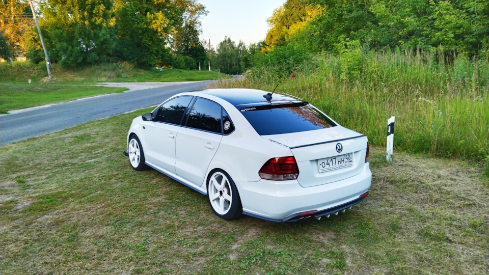 Полосы на VW Polo sedan gt