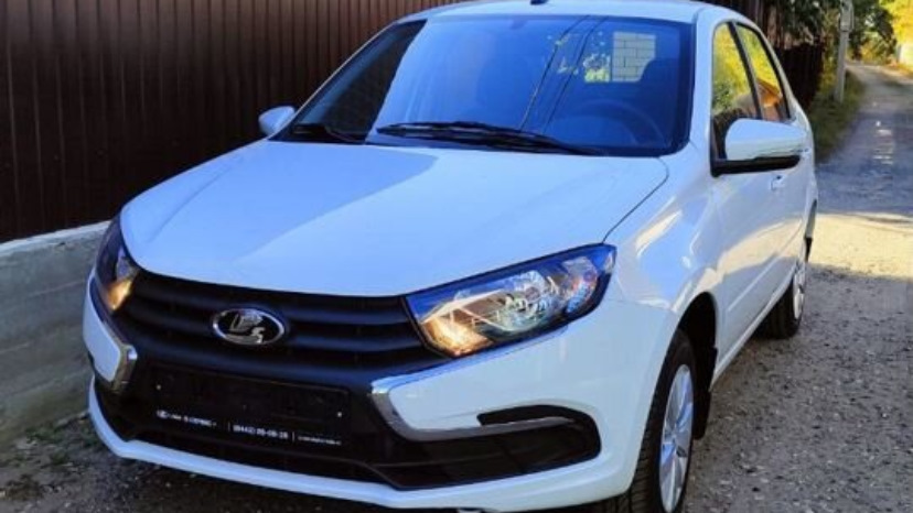 Lada Гранта (2G) FL 1.6 бензиновый 2023 | Белая гранта на DRIVE2