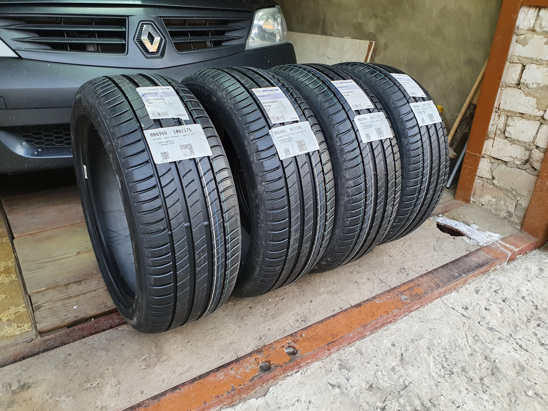 Шина Michelin Primacy 3 225/45 R17 94Y — Volkswagen Golf Mk7, 1,4 л ...