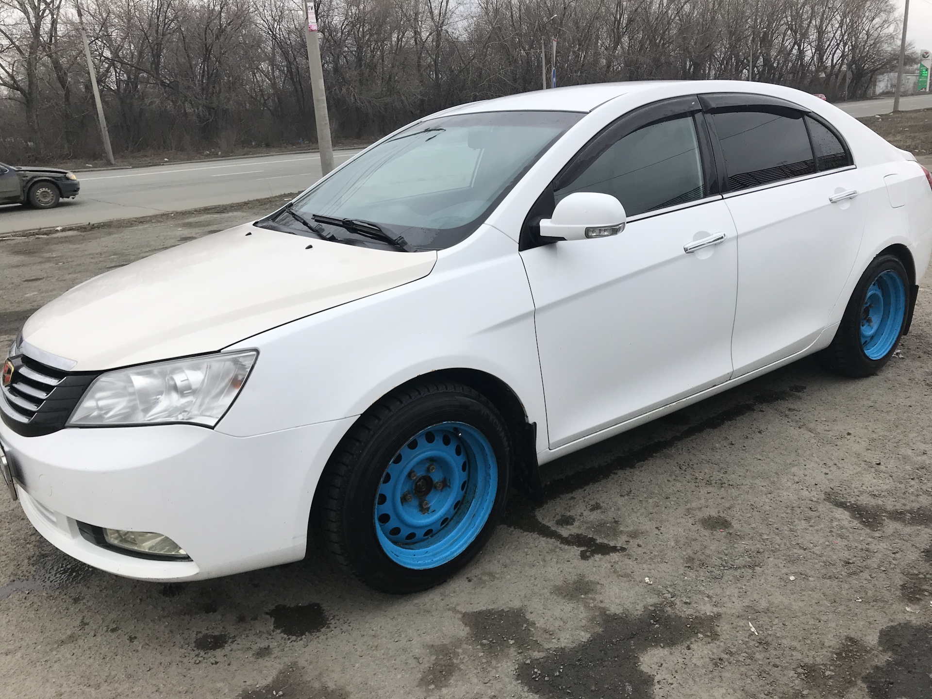 Geely emgrand ec7 колеса. Geely emgrand ec7 1. Характеристики оригинальных дисков эмгранд ес 7. Geely emgrand ec7 r16. Geely emgrand ec7 колеса.