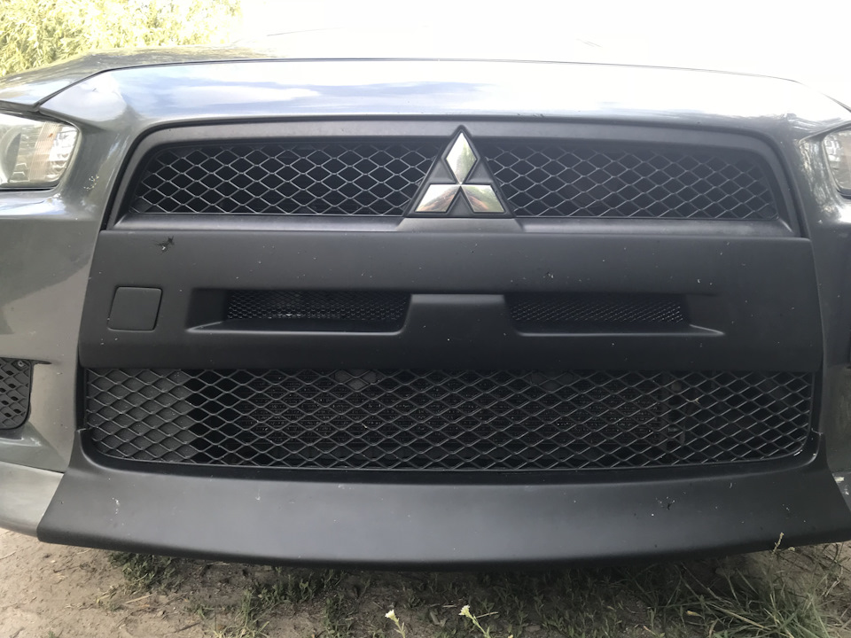 Заглушка в бампер — Mitsubishi Lancer X, 2 л, 2009 года | своими руками ...