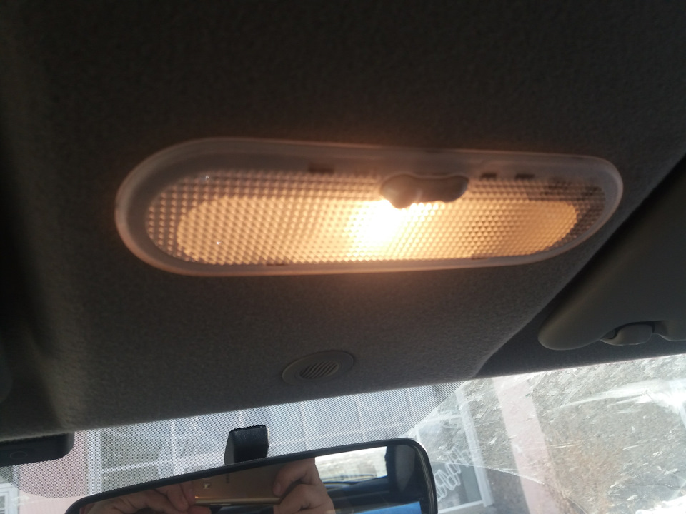 Освещение салона Часть 1-я — Renault Sandero Stepway (2G), 1,6 л, 2017 ...