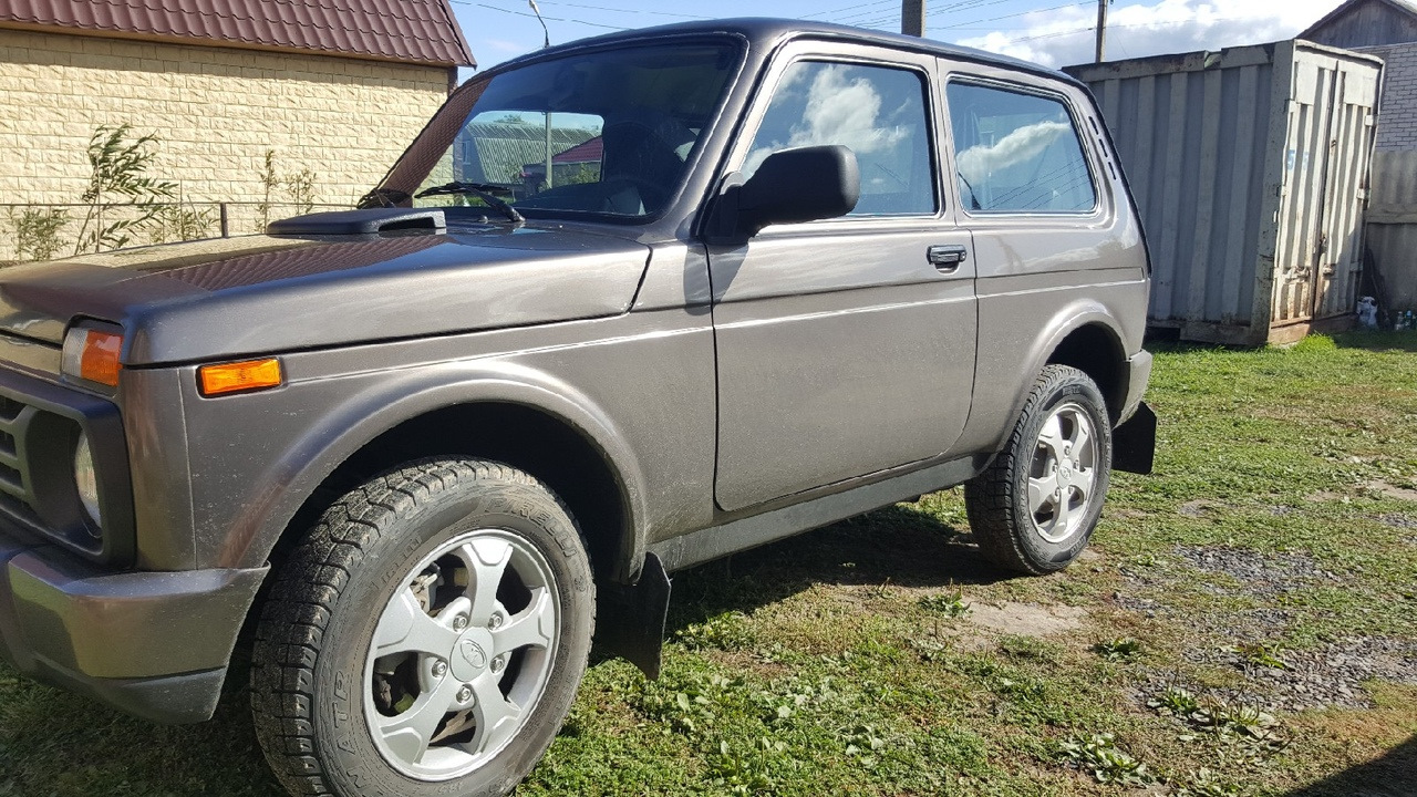 Подкрылки арок (локера) без саморезов на НИВУ — Lada 4x4 3D, 1,7 л, 2017  года | аксессуары | DRIVE2