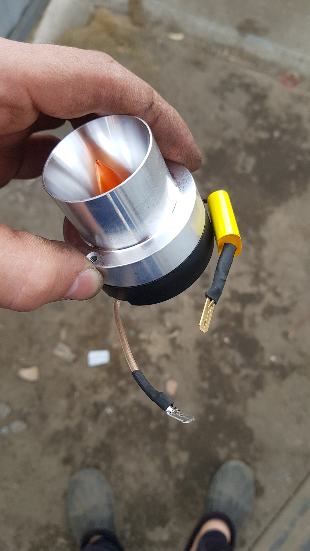 Громкий бюджетный фронт — Toyota Caldina (210), 2 л, 2000 года ...