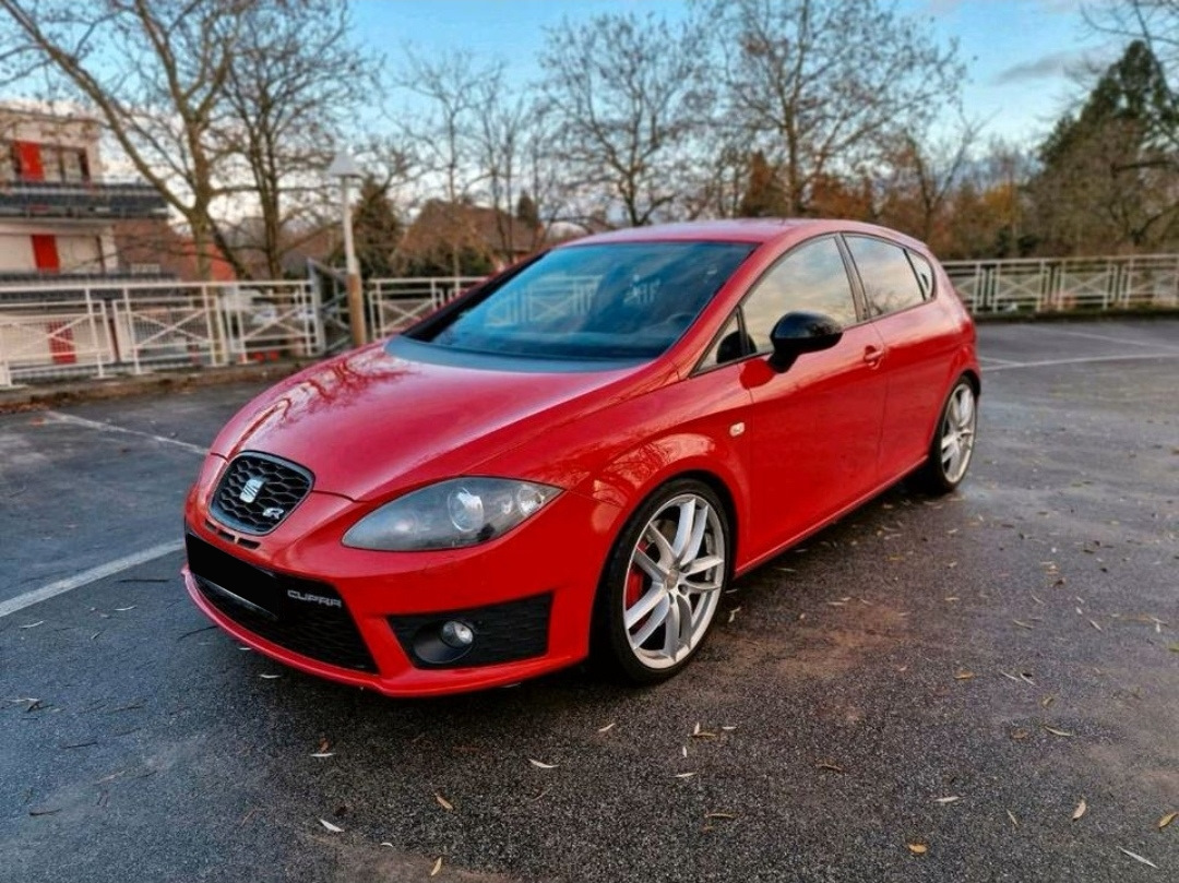 Осмотр Seat Leon Cupra R — SEAT Leon FR (Mk2), 2 л, 2009 года | покупка  машины | DRIVE2