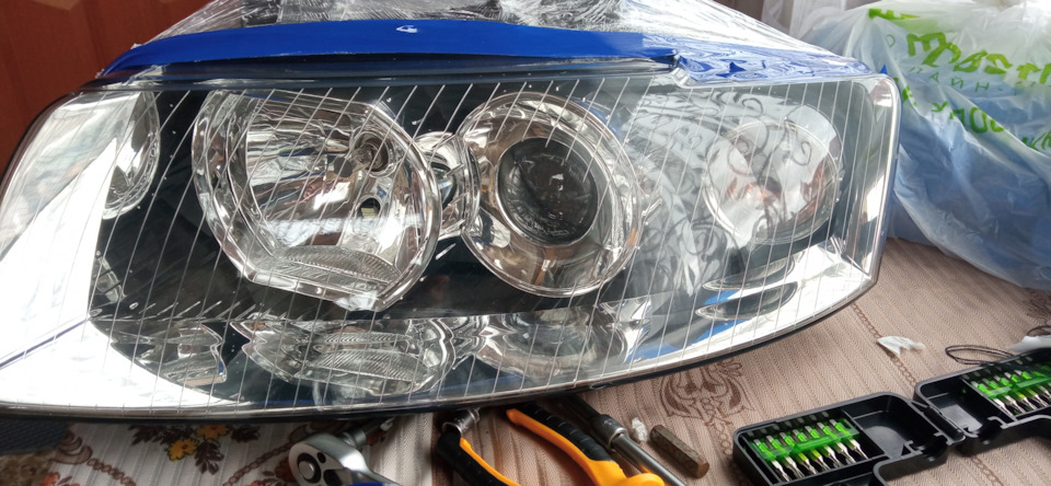 Полировка фар, замена батареек в ключах — Audi A4 (B6), 1,9 л, 2002 ...