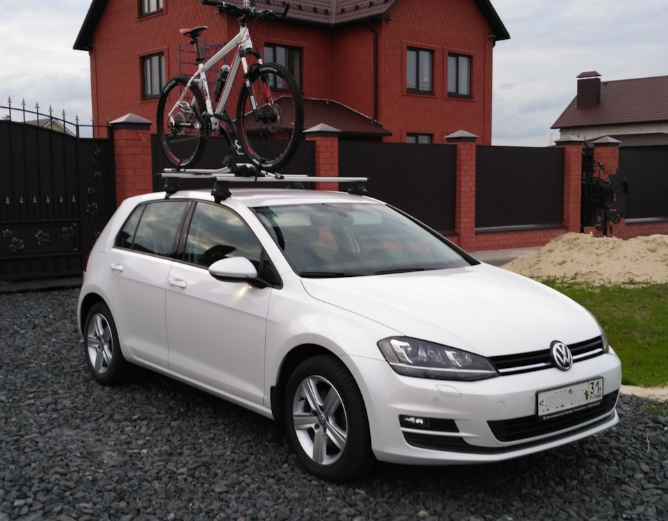 Продано! Велокрепление thule, багажник. — Volkswagen Golf Mk7, 1,4 л ...