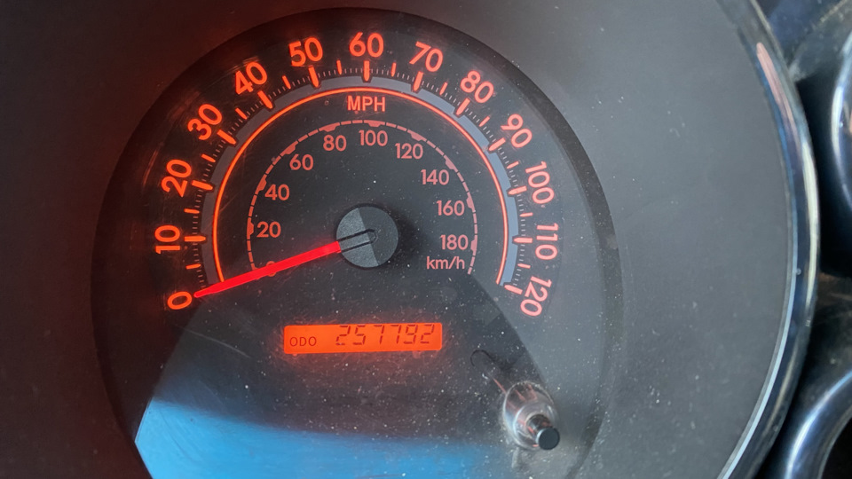 Щетки генератора — Toyota Tundra (II), 4,6 л, 2010 года | поломка | DRIVE2