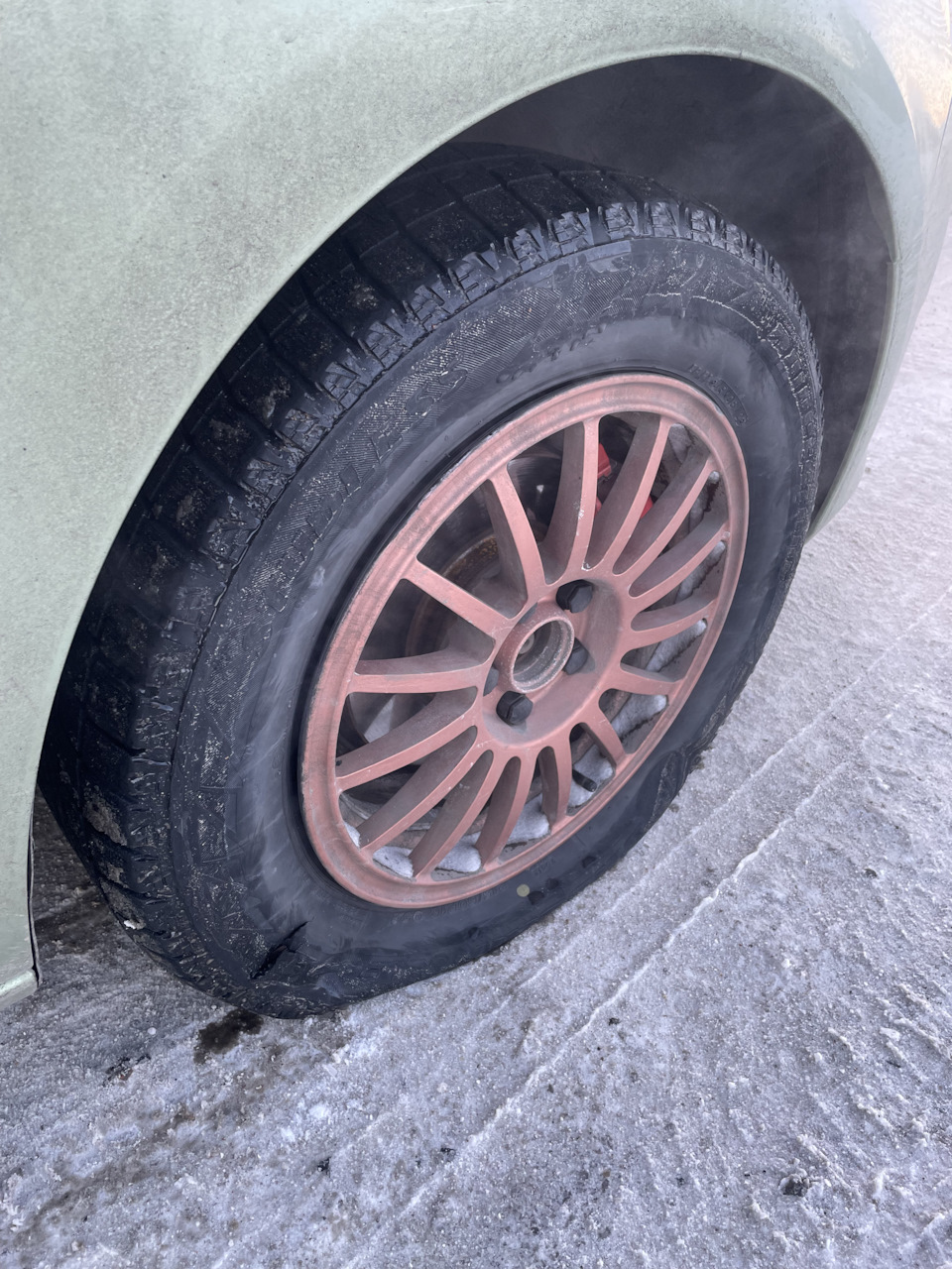 Слабое давление в шинах — Opel Astra J, 1,6 л, 2010 года | поломка | DRIVE2