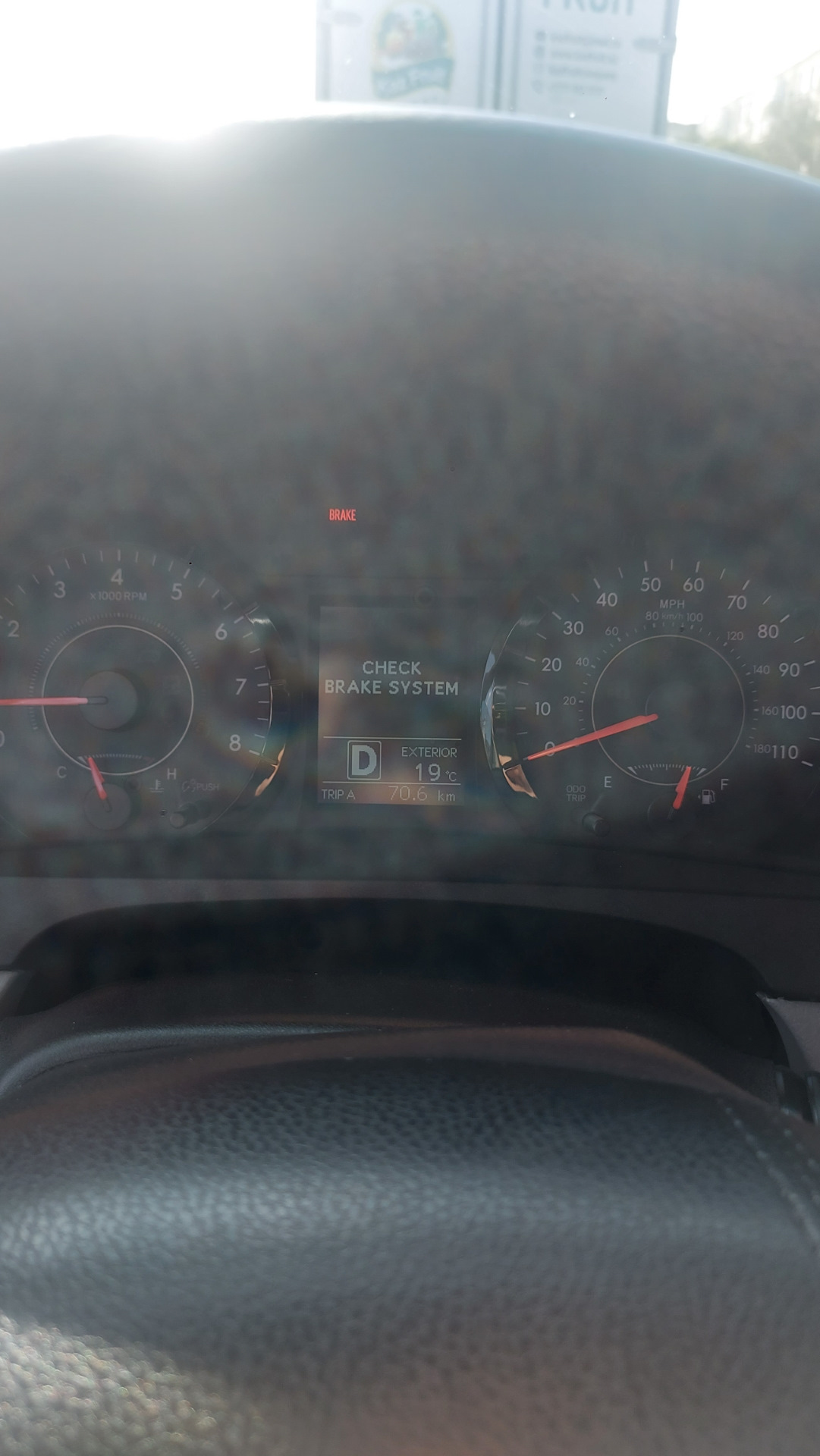 Check brake system=( — Toyota Sienna (3G), 3,5 л, 2015 года другое