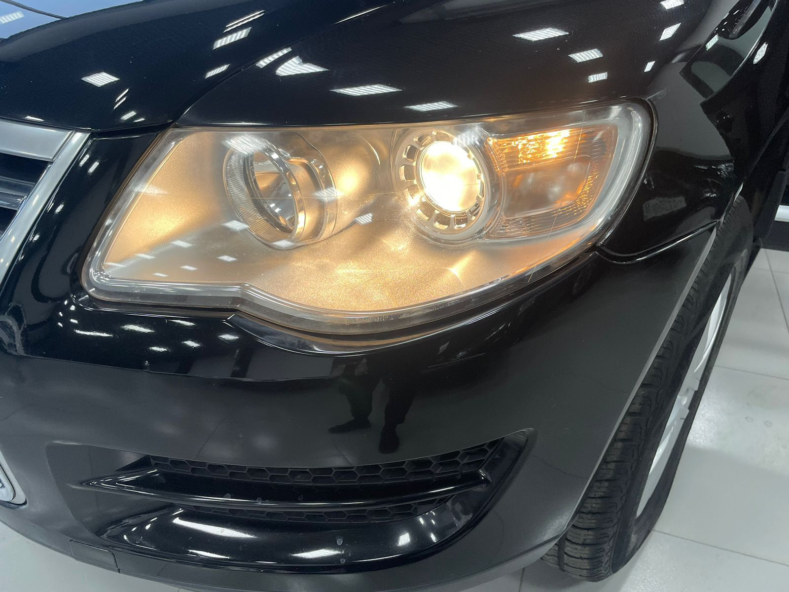 #4 Led лампы в галлогенную фару Touareg GP — Volkswagen Touareg (1G), 2 ...