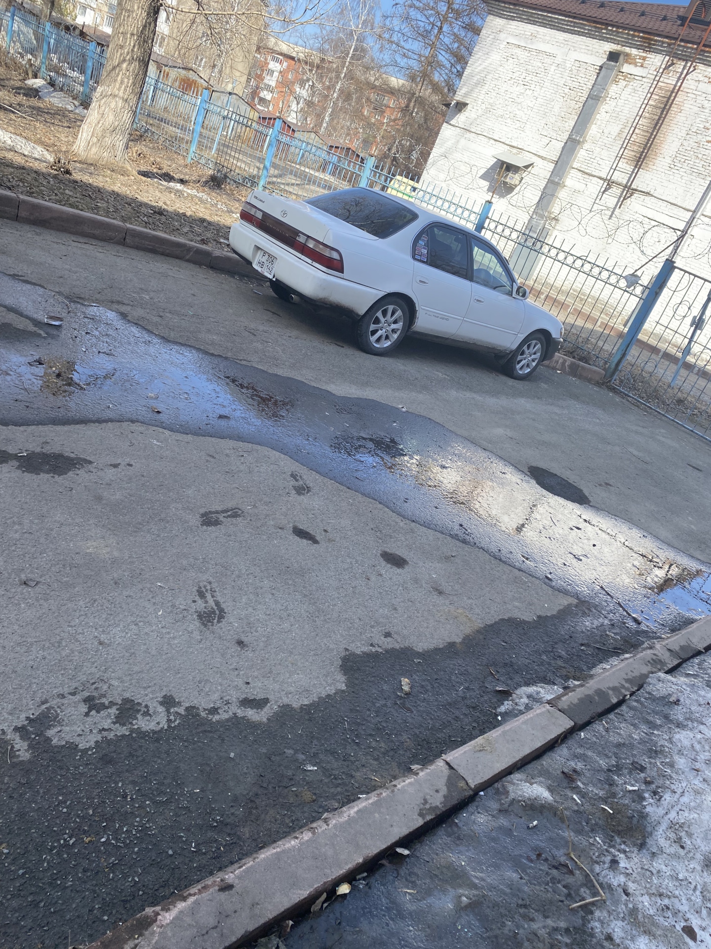 Напялил летние тяги бархатные R15 на Короллу сотку — Toyota Corolla ...
