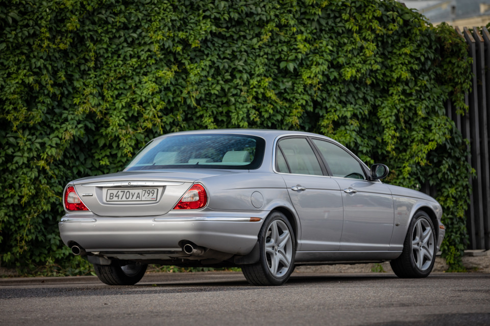 Jaguar XJ Mark i