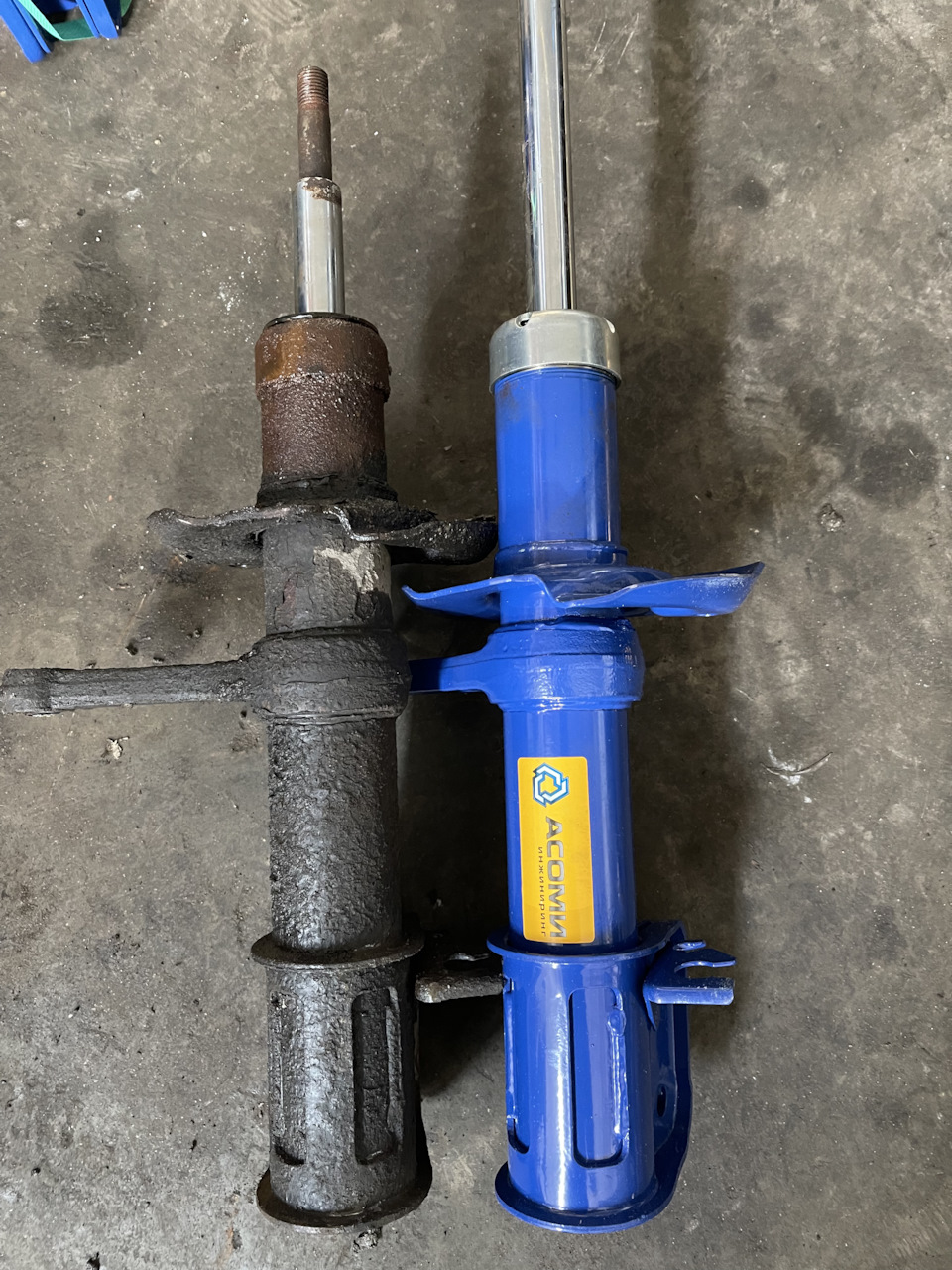 Замена передних стоек ( за дурной головой и ногам …)😂 — Lada Granta ...