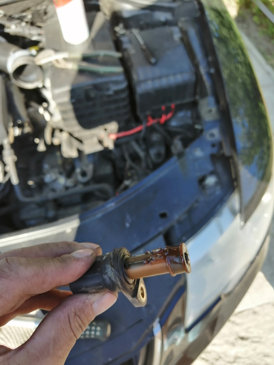 Замена датчика коленвала (импульса) — Skoda Superb Mk2, 1,8 л, 2012 ...