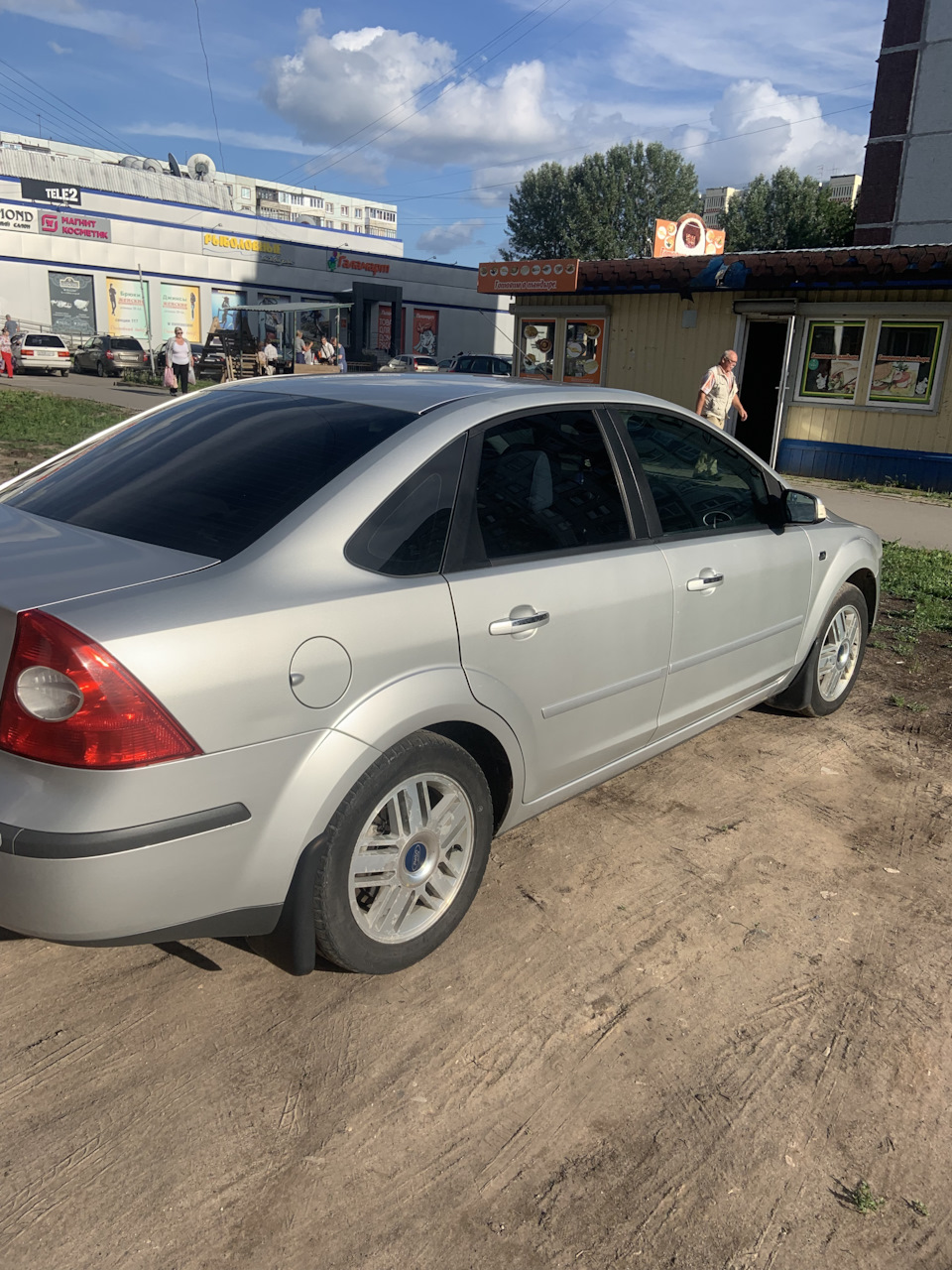 18-е катки или как просто испортить себе жизнь😂 — Ford Focus II Sedan, 1,8  л, 2007 года | колёсные диски | DRIVE2