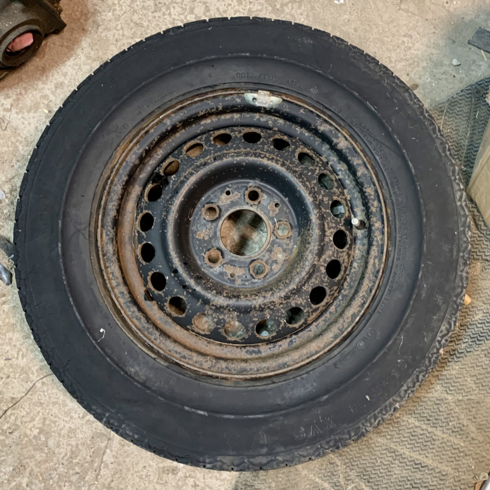 Шины летние Michelin 185/80 R14, штампованные диски 6Jx14 ET30 5x112 на ...