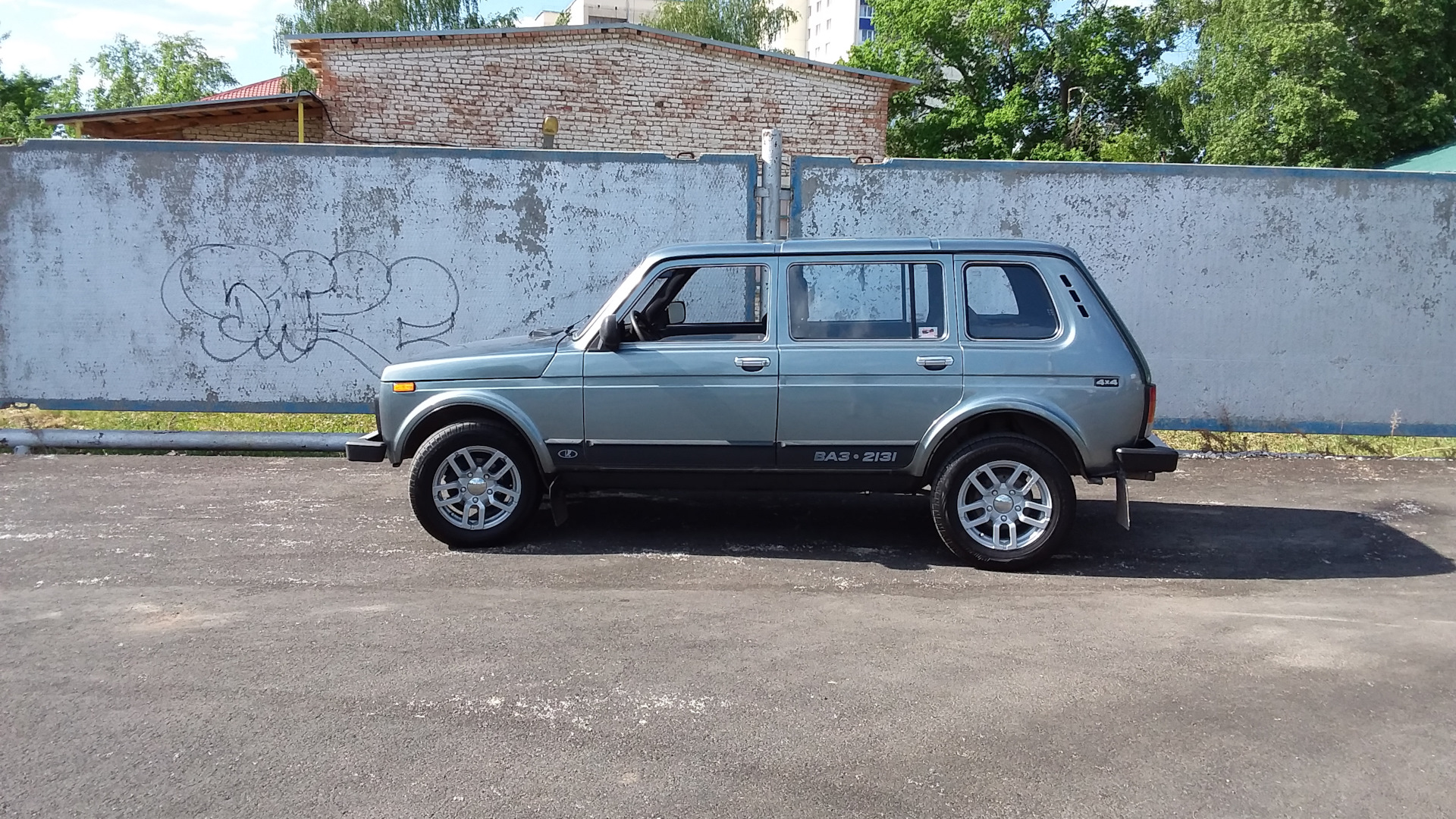 Lada 2131 1.7 бензиновый 2010 | SUV на DRIVE2