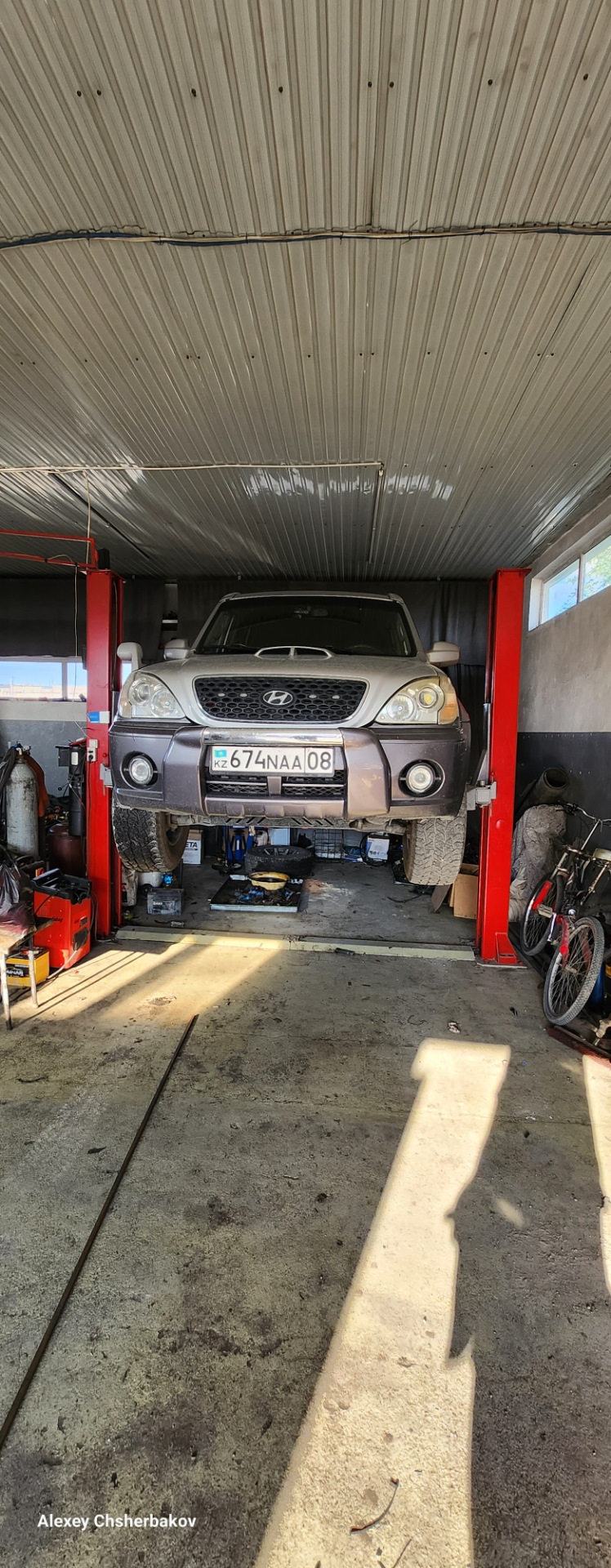 опять 25 опять задний мост, потёк сальник полуоси — Hyundai Terracan, 4 ...
