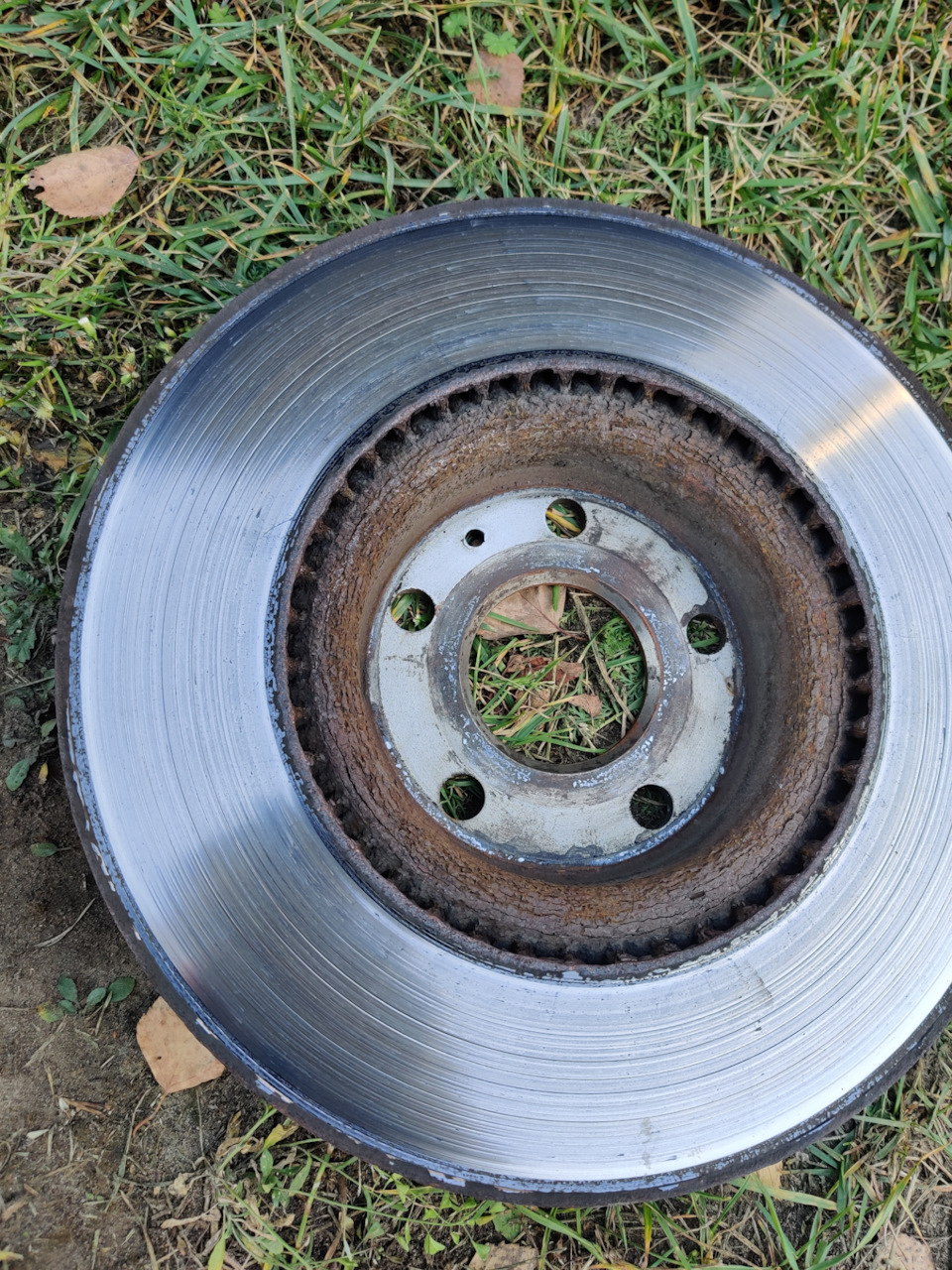 Обратная сторона диска — Volkswagen Passat B7